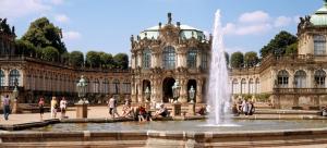 kopfbild Dresden Zwinger Innenhof Foto Dittrich (1)